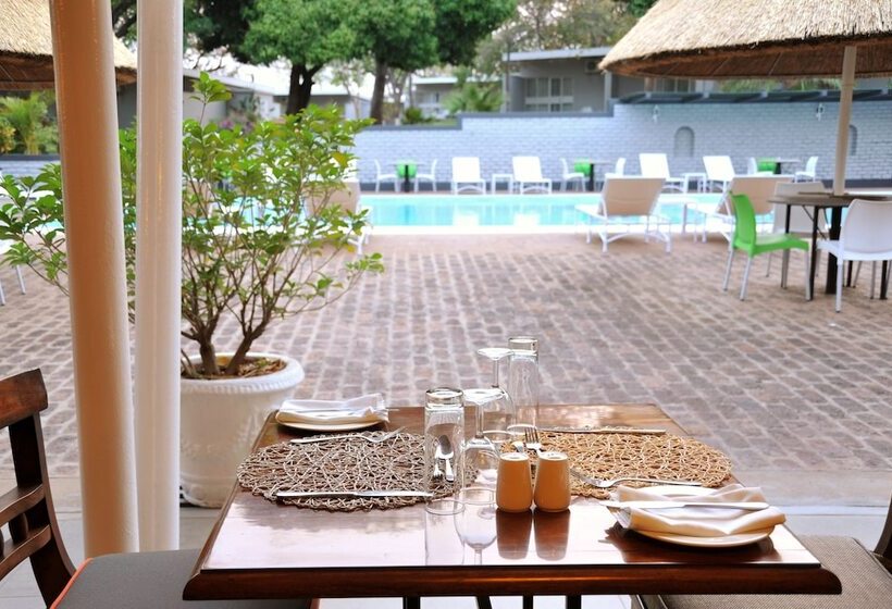 Fotos del hotel Cresta Sprayview Victoria Falls:  20