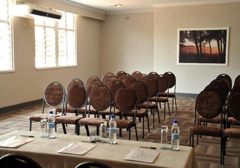 Fotos del hotel Cresta Sprayview Victoria Falls:  25
