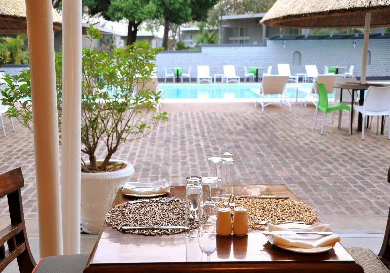 Fotos del hotel Cresta Sprayview Victoria Falls:  50