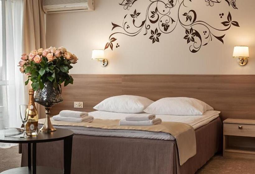 فندق Cristal Park