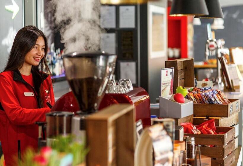 Fotos del hotel Ibis Brighton City Centre  Station:  9