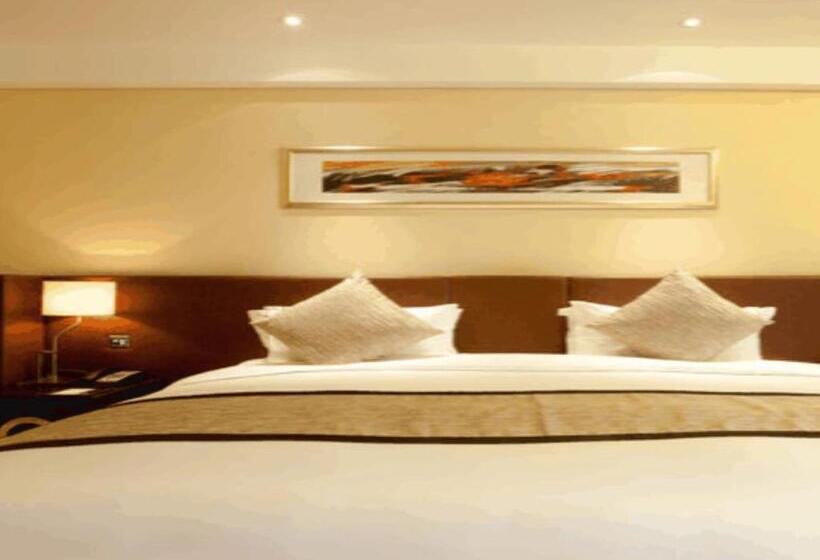 هتل Jiazheng International Energy