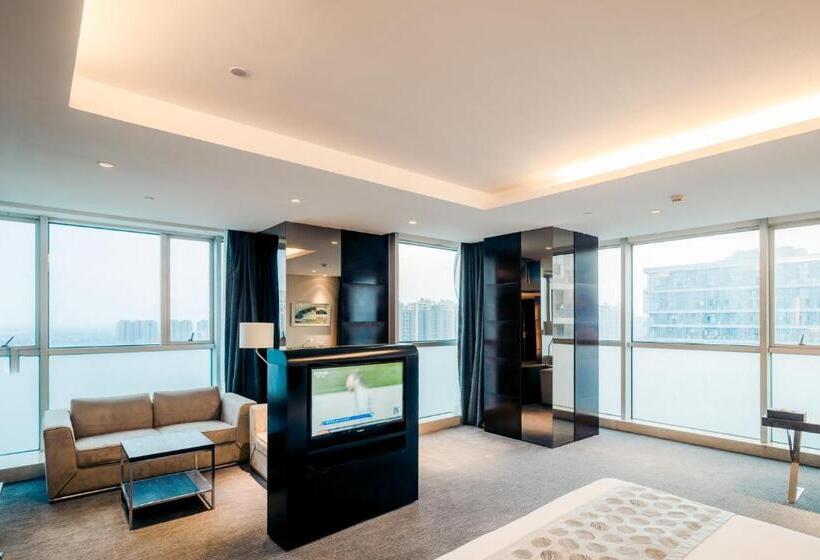 هتل Jiazheng International Energy