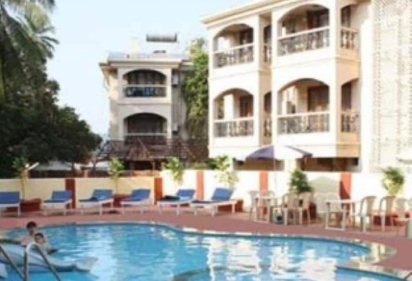 هتل Krish Holiday Inn