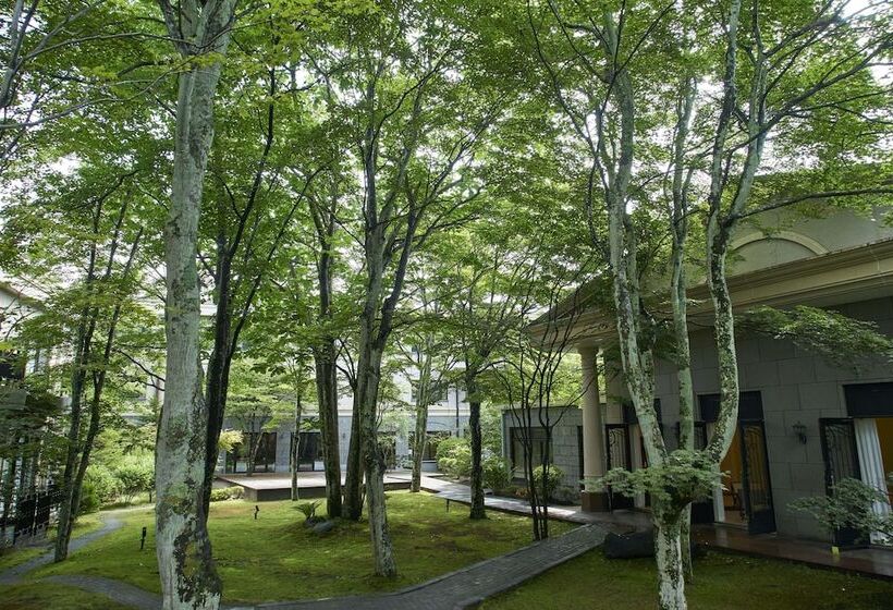 هتل Kyukaruizawa Kikyo, Curio Collection By Hilton