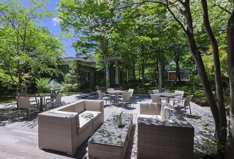 هتل Kyukaruizawa Kikyo, Curio Collection By Hilton