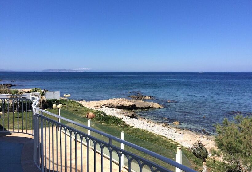 هتل L'approdo Di Angelino