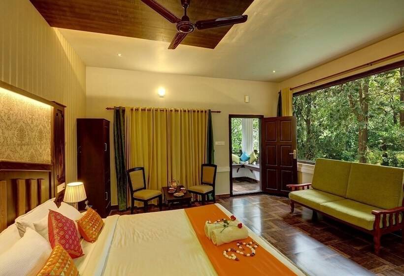 هتل Periyar Nest Resorts