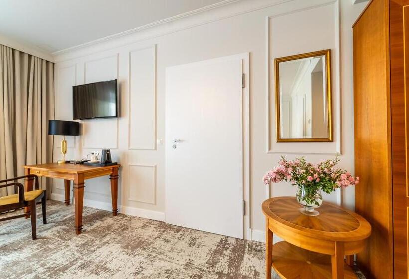 בית מלון כפרי Piast