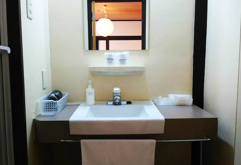 هتل Rickshaw Inn