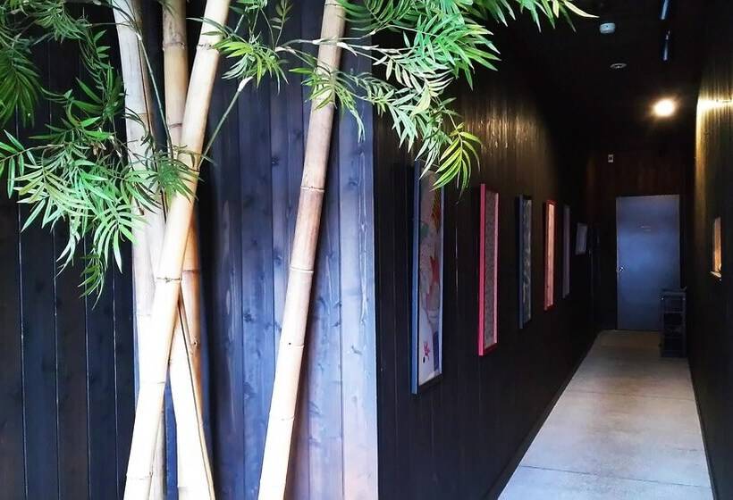 هتل Rickshaw Inn