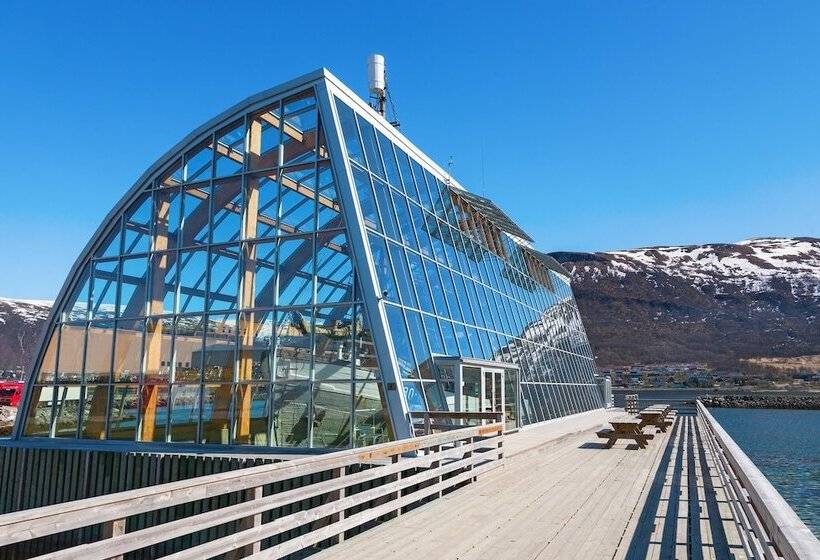 هتل Smart Tromsø