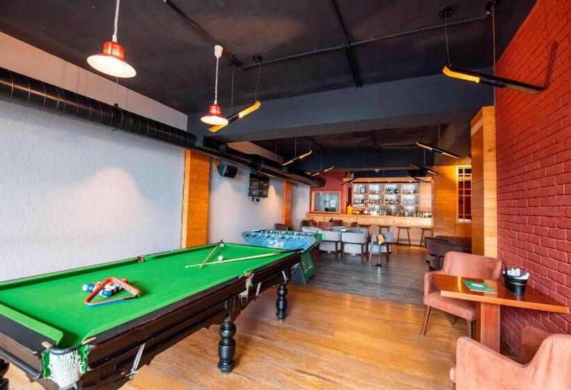 فندق The Fern Surya Resort Kasauli Hills, Dharampur