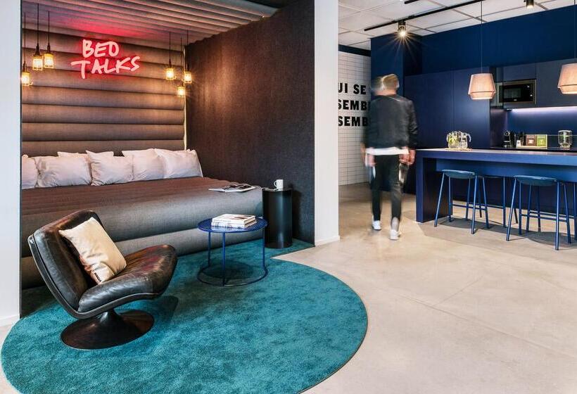 هتل The Social Hub Rotterdam