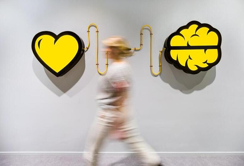 هتل The Social Hub Rotterdam