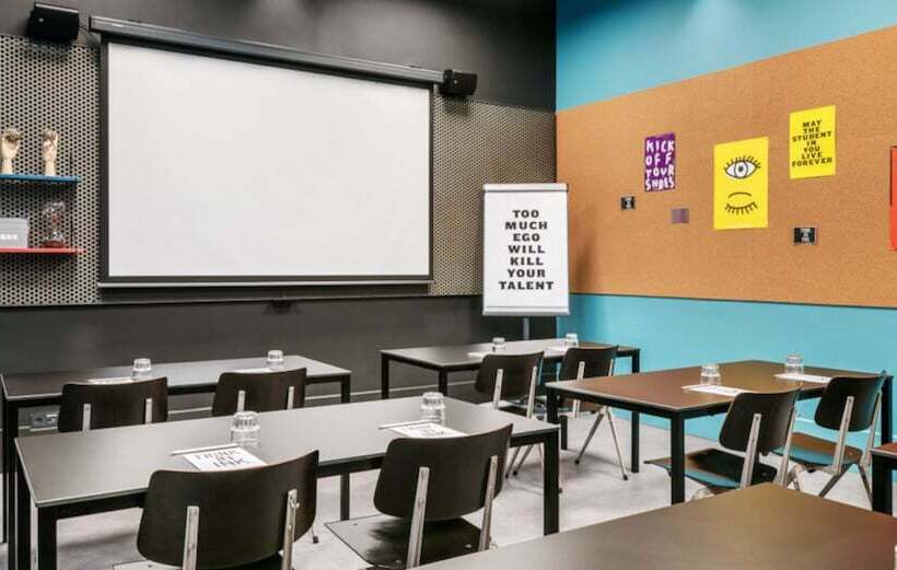 هتل The Social Hub Rotterdam