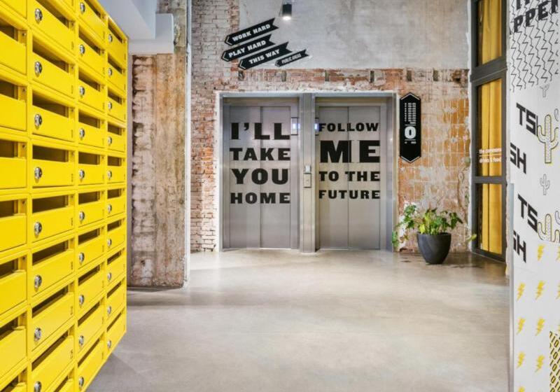 هتل The Social Hub Rotterdam