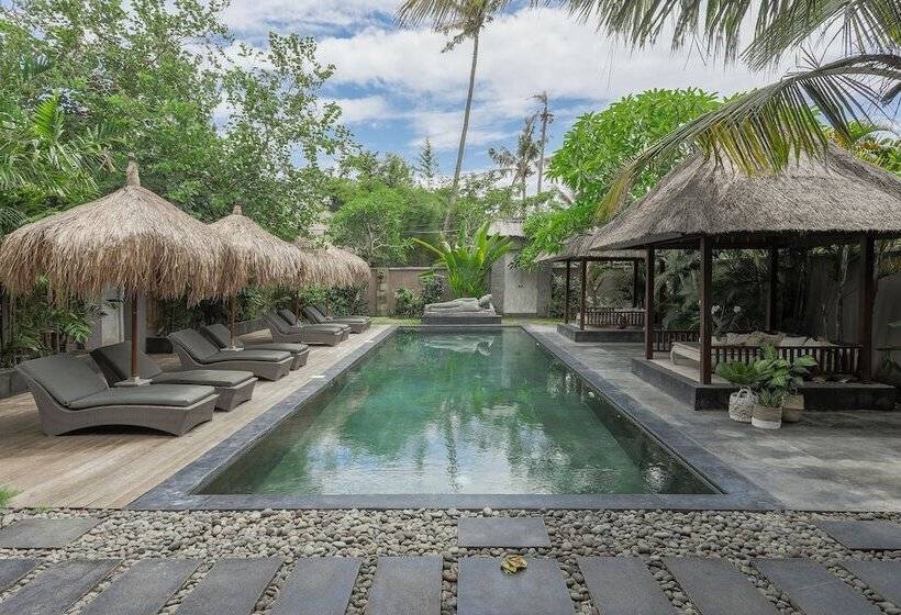 استراحتگاه Indiana Kenanga Boutique Hotel & Spa