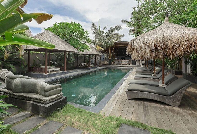 استراحتگاه Indiana Kenanga Boutique Hotel & Spa
