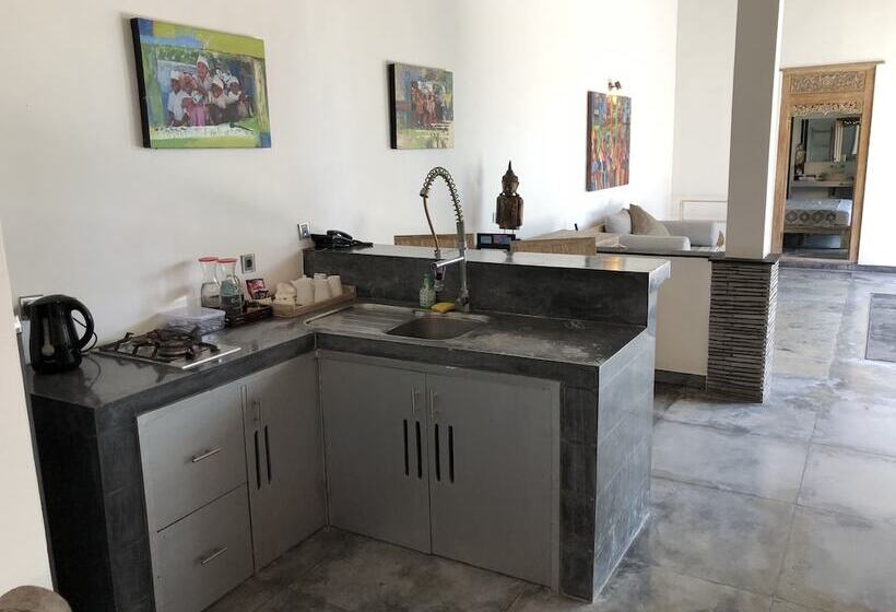 استراحتگاه Indiana Kenanga Boutique Hotel & Spa