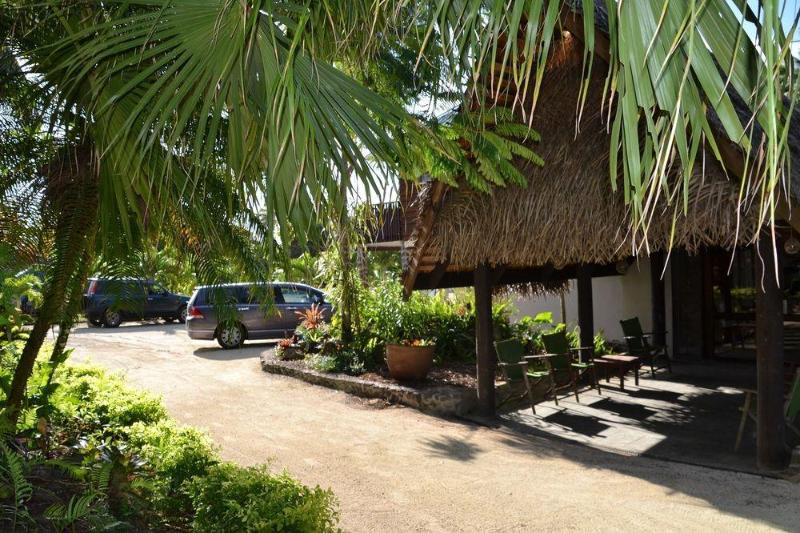 استراحتگاه Muri Beachcomber