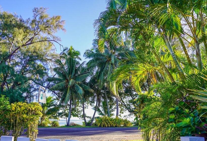 استراحتگاه The Black Pearl Beach Side Apartments