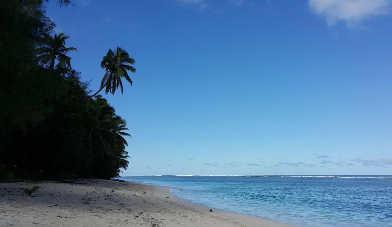 استراحتگاه The Black Pearl Beach Side Apartments