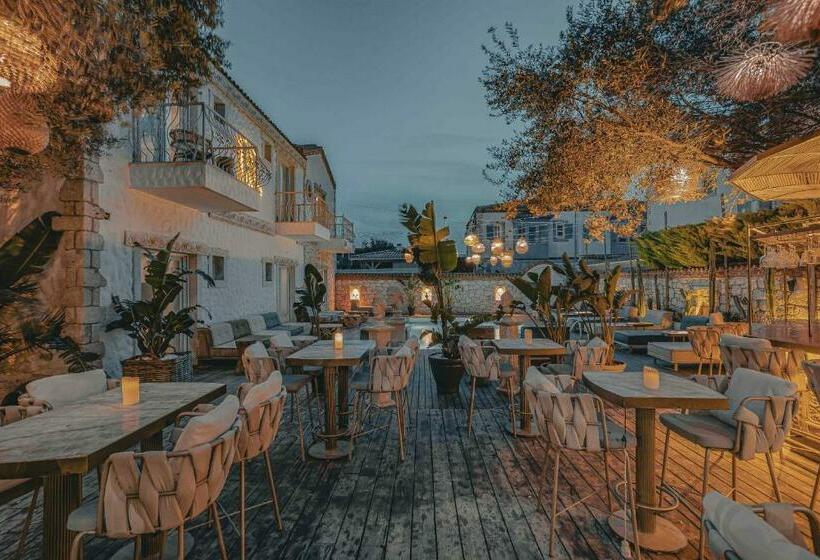 Rupa Otel Alacatı Adults Only