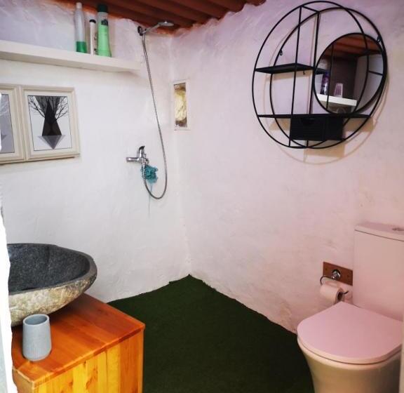 پانسیون Suite Zen Y Cueva Refugio