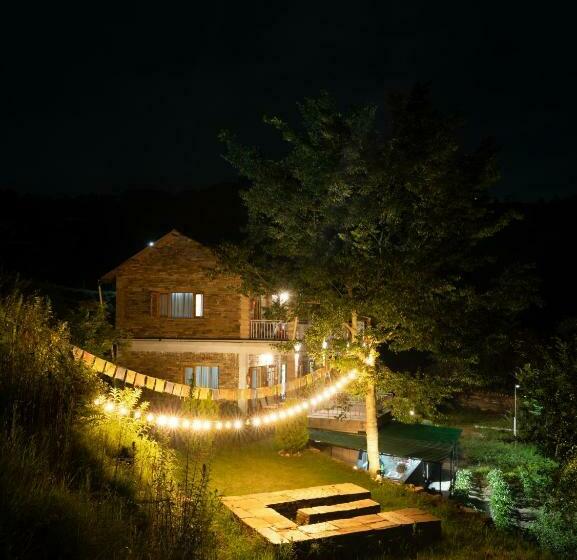 هتل Himkosi Farmstay
