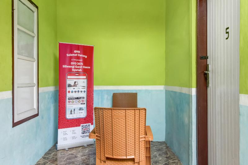 هتل Oyo 91216 Siliwangi Guest House Syariah Cirebon