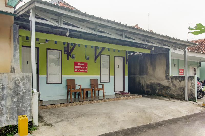 هتل Oyo 91216 Siliwangi Guest House Syariah Cirebon