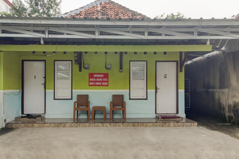 هتل Oyo 91216 Siliwangi Guest House Syariah Cirebon