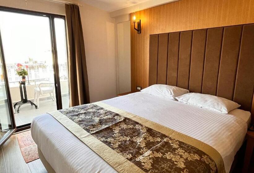 Fotos del hotel Aren Suites:  5