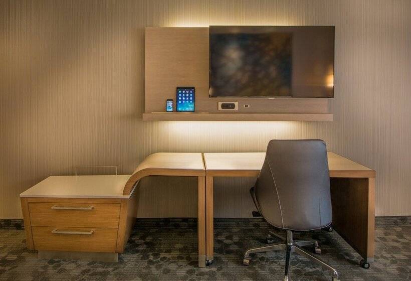 בית מלון כפרי Courtyard By Marriott Winnipeg Airport
