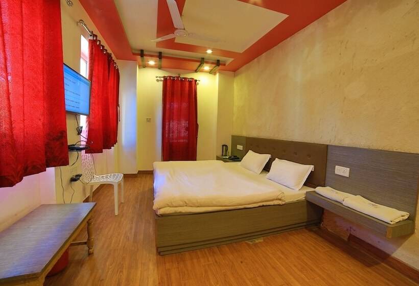 هتل Mamta Palace