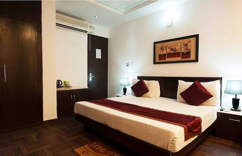Fotos del hotel Moments:  10