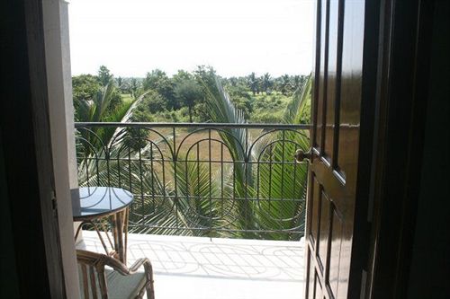 فندق Pande Residency