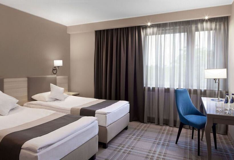 هتل Witkowski Warsaw Airport