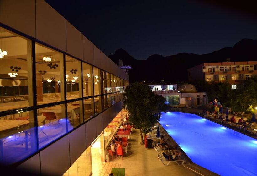 فندق Rios Latte Beach