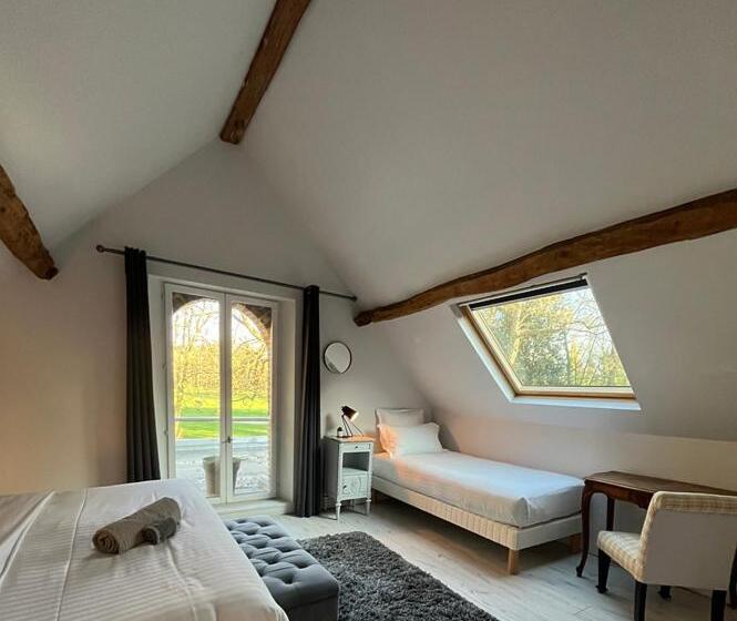 ベッドアンドブレックファースト Le Petit Château De Conteville