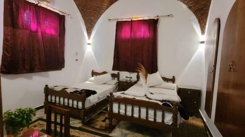 تختخواب و صبحانه Luxor Villa Hatshepsut