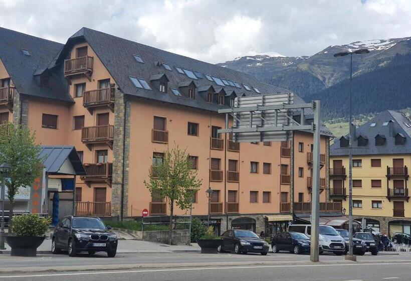 Es Còves