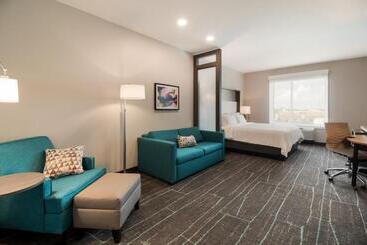 هتل Holiday Inn & Suites   Mt Juliet Nashville Area, An Ihg