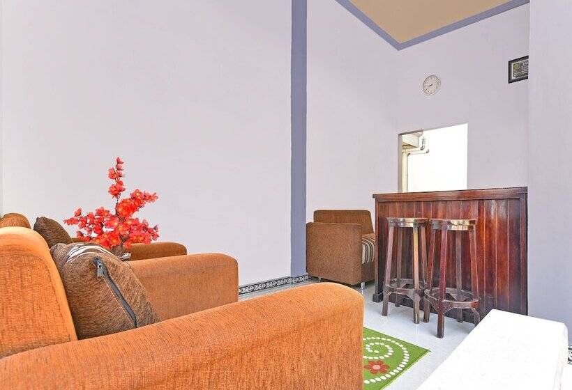 هتل Oyo 91192 Homestay Antara