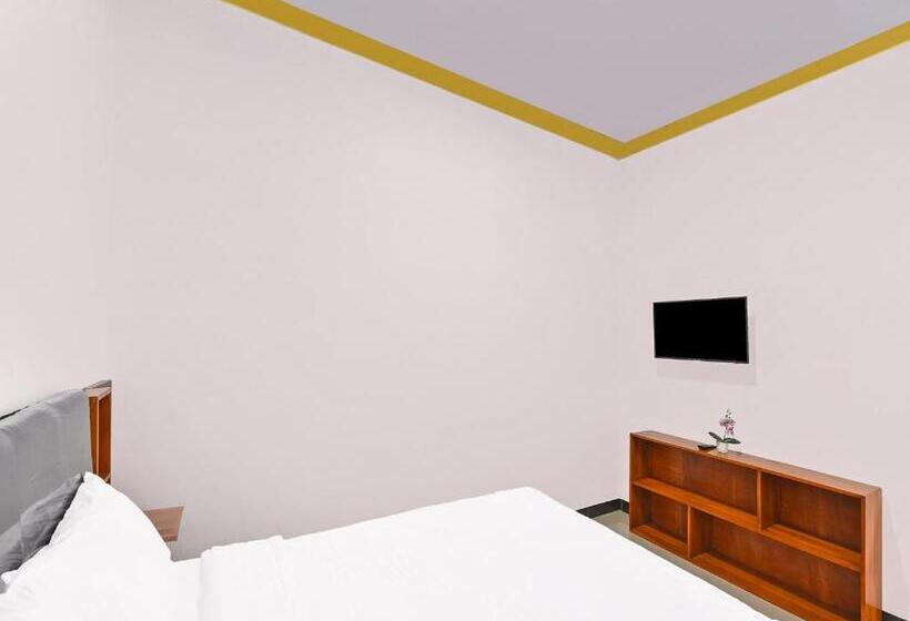 هتل Oyo 91192 Homestay Antara