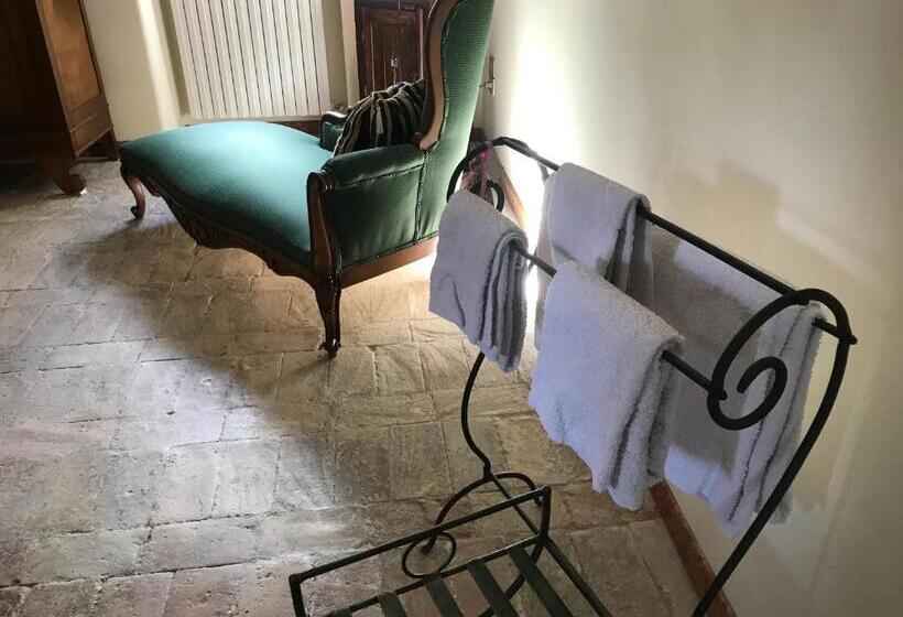 B&b La Baronata   Pescosansonesco