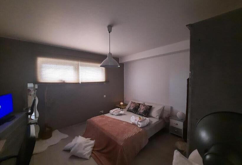 تختخواب و صبحانه La Maison De Marie