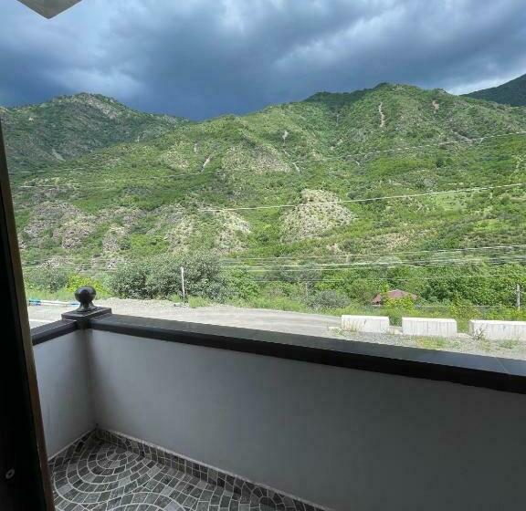 هتل Rafting House