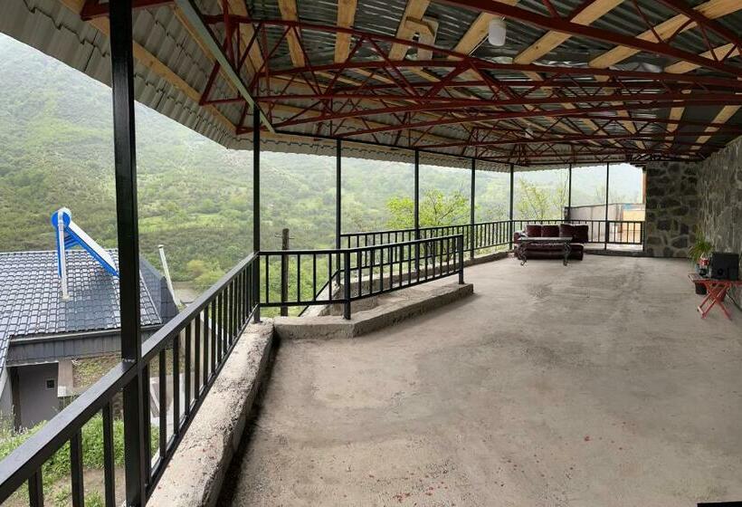 هتل Rafting House